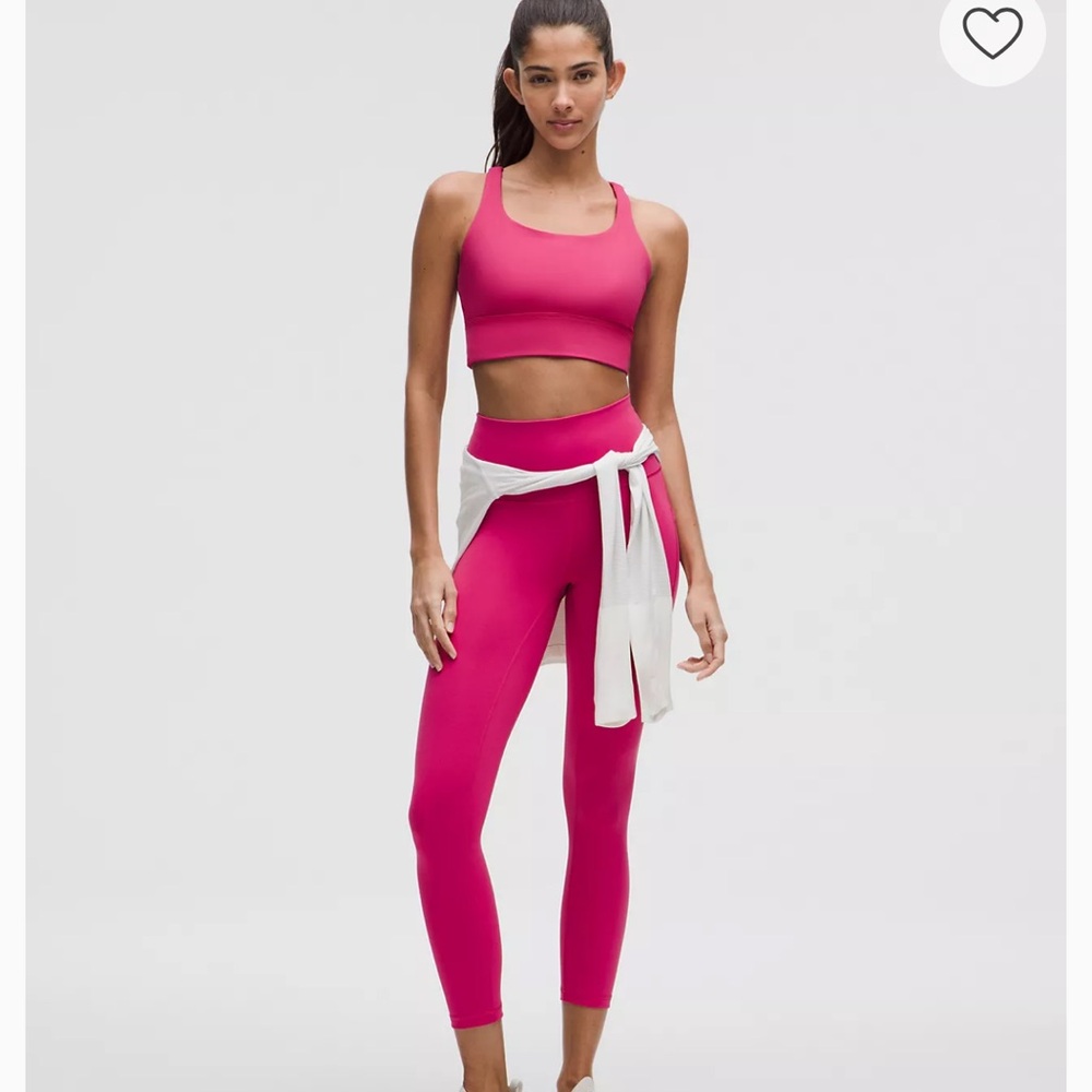 Lululemon fuchsia sports bra size 6
